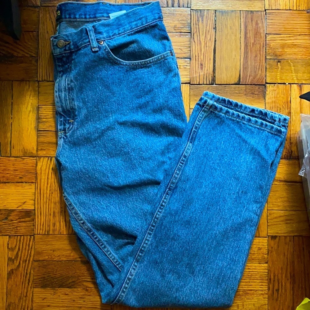 Lee relaxed fit jeans size: 40 x 34
